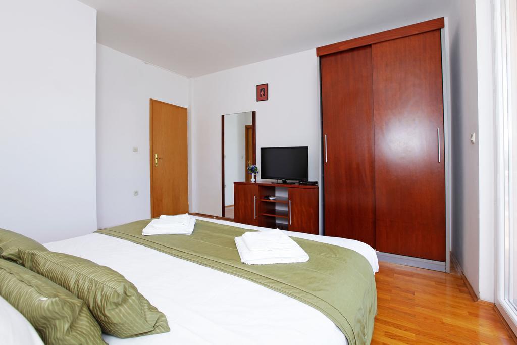 Apartments Vala Vela Luka Extérieur photo