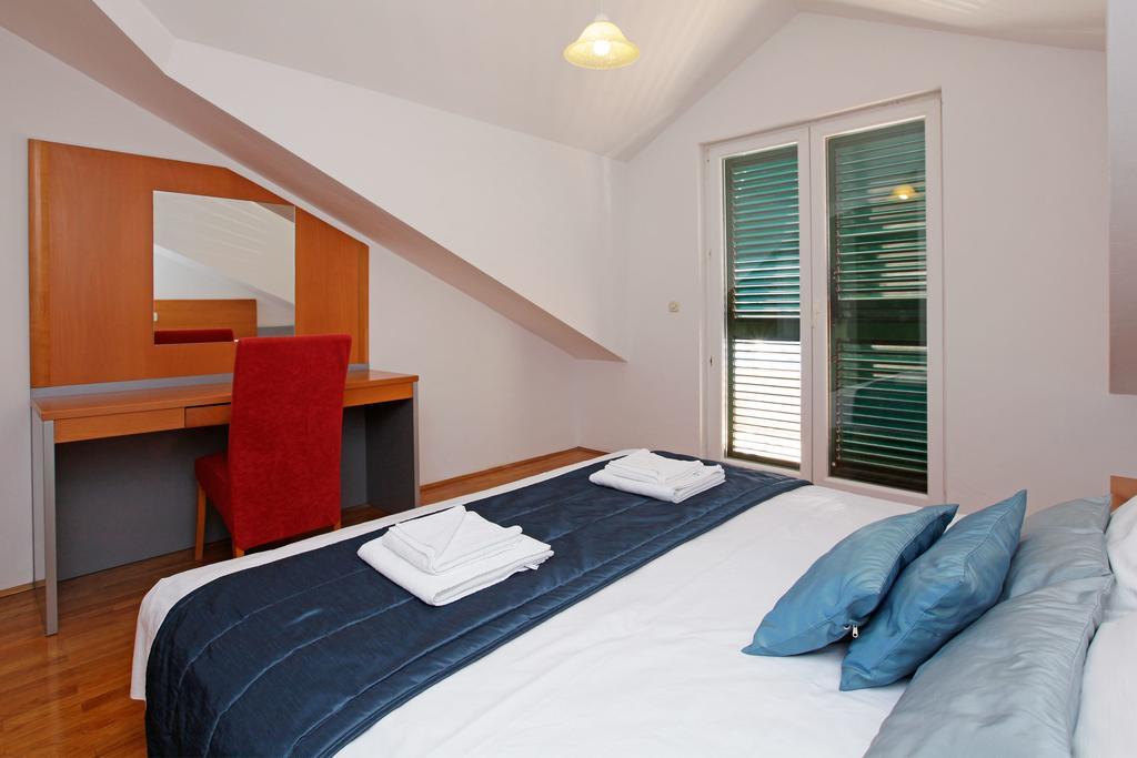 Apartments Vala Vela Luka Extérieur photo