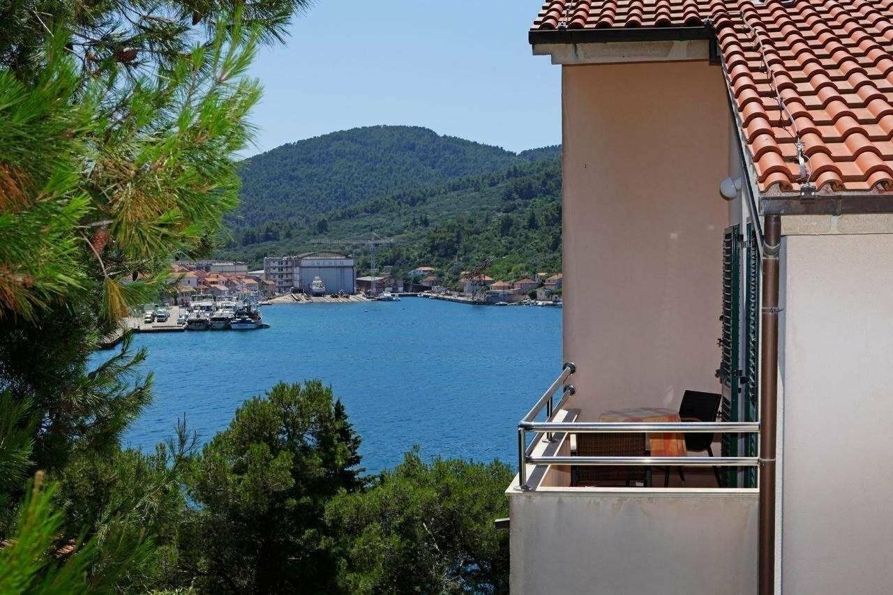 Apartments Vala Vela Luka Extérieur photo